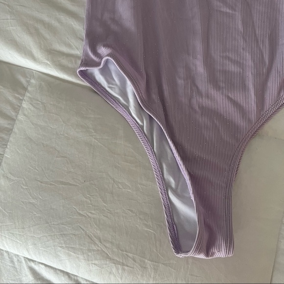 Sparkly Ribbed One-Piece - Picture 4 of 8